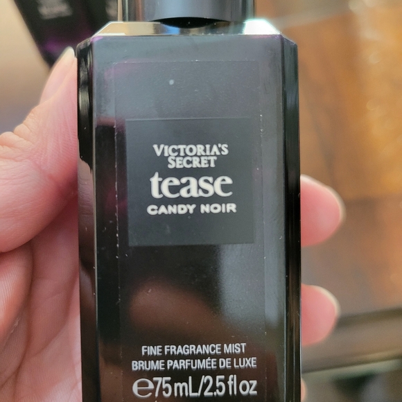 Victoria's Secret Tease Candy - Picture 2 of 2